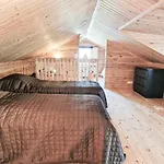 Punahilkka - 10 Hloe, Laensi-himos *