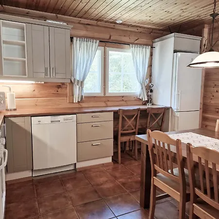 Punahilkka - 10 Hloe, Laensi-himos * Jämsä