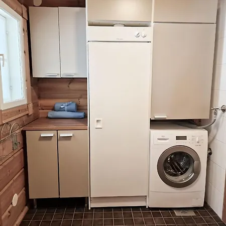 Villa Punahilkka - 10 Hloe, Laensi-himos Jämsä
