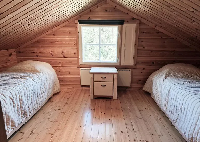 Punahilkka - 10 Hloe, Laensi-himos Villa *