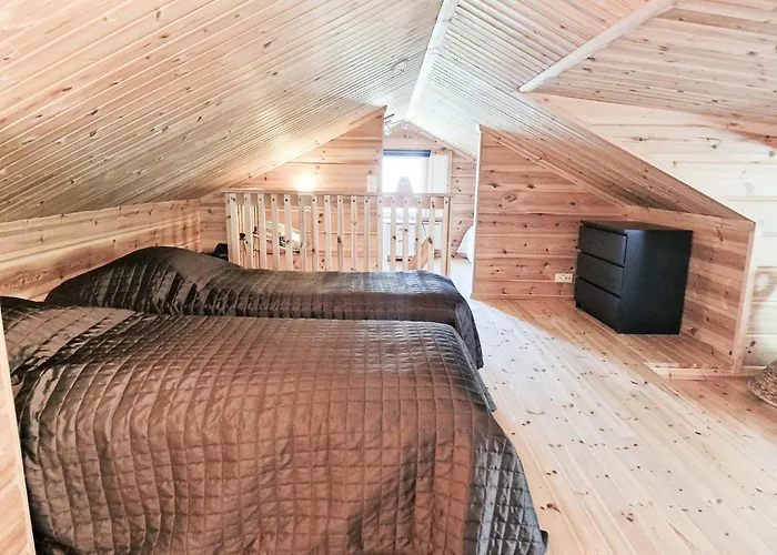 Punahilkka - 10 Hloe, Laensi-himos *